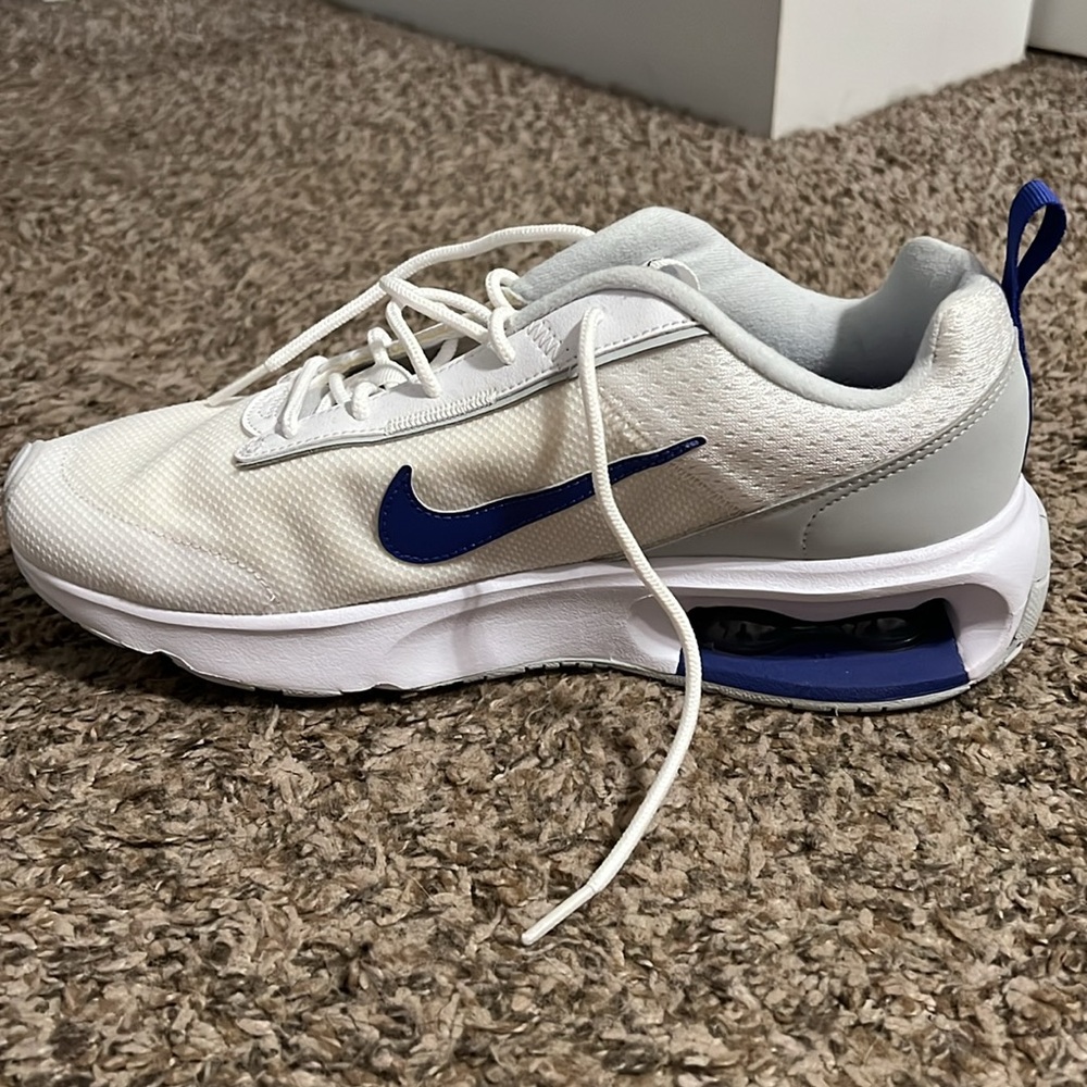 Women’s Nike Air Max Interlock Lite (White Lapis) 10 - Picture 4 of 6